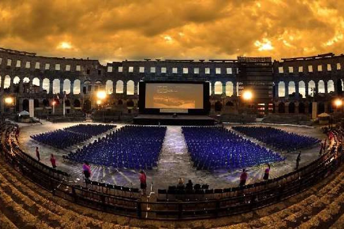 Top-10-Most-Amazing-Cinemas-In-The-World