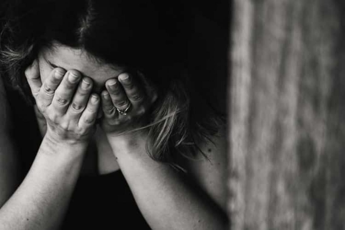 Επιλόχειος κατάθλιψη: Αυξημένος ο κίνδυνος για τις γυναίκες που γεννούν αγόρι