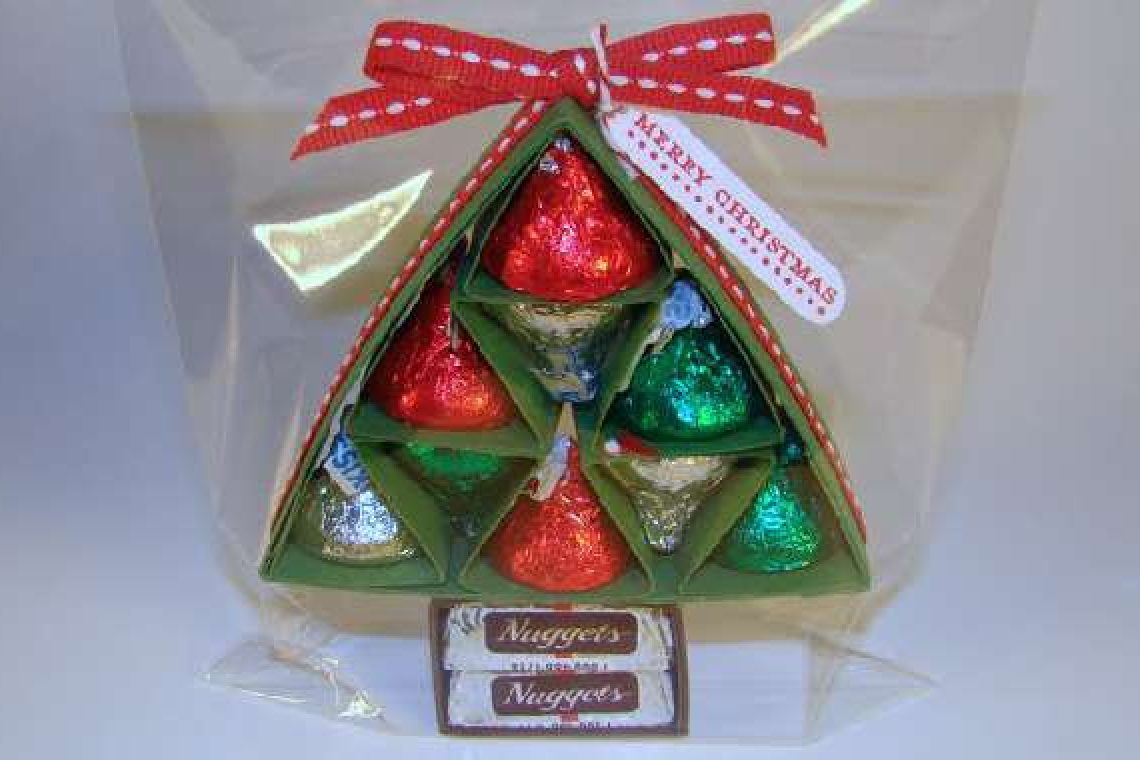 DIY Χριστουγεννιάτικη Συσκευασία - Δέντρο για σοκολατάκια