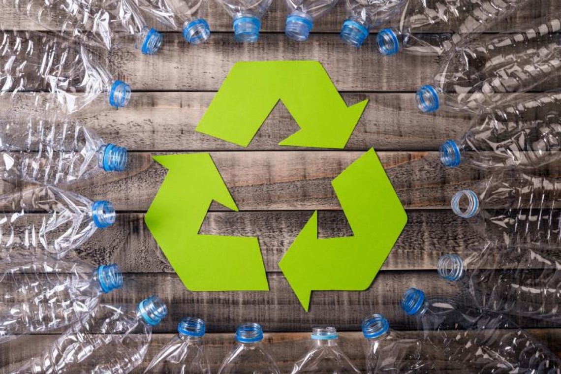 Αξιέπαινη πρωτοβουλία του Δήμου Καλαμαριάς: Συλλέγουν πλαστικά καπάκια και βοηθούν τοπικούς συλλόγους