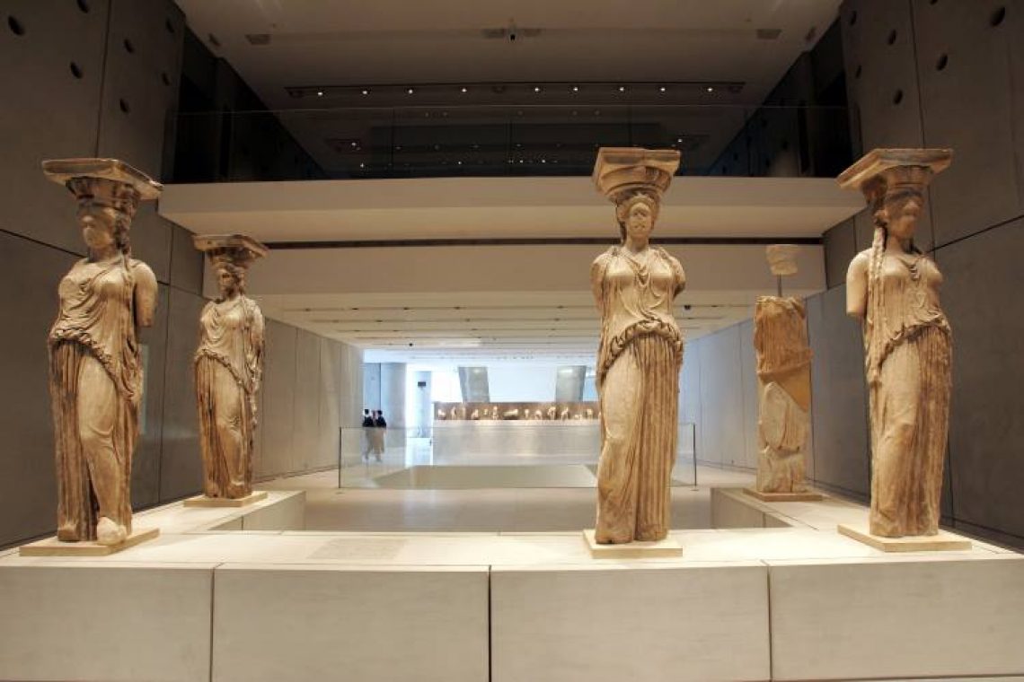 Βραδυνές επισκέψεις στο Μουσείο της Ακρόπολης